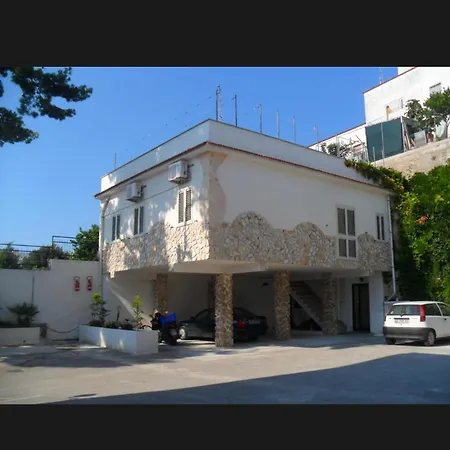Timiama & Apartment Peschici